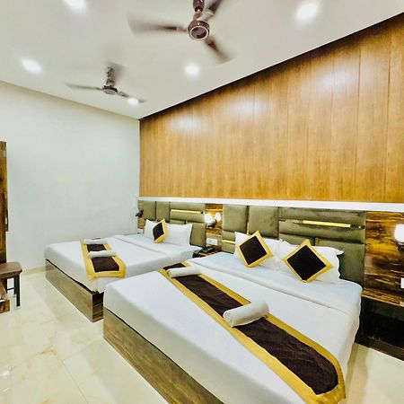 Hotel Gs Amritsar 200 Mtr From Golden Temple Esterno foto